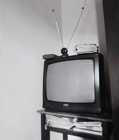 This Is How to Get Better Television Reception