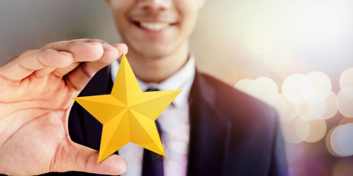 5 Benefits of Starting an Employee Rewards and Recognition Program