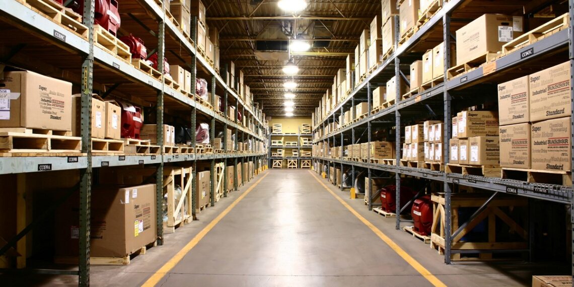 How to Choose the Best Warehouse Machinery and Equipment