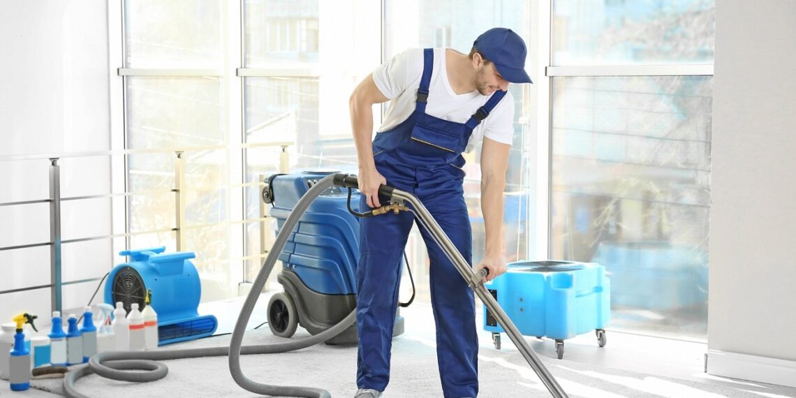 How to Properly Clean and Disinfect Your Workplace