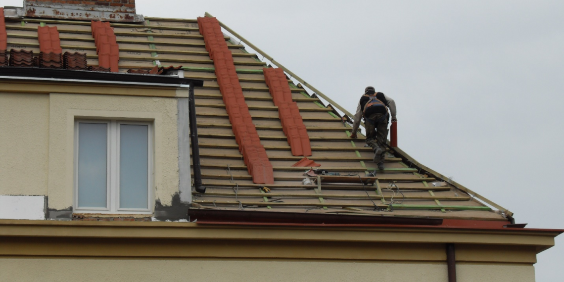 How to Select Best Roofing Materials For Your Home