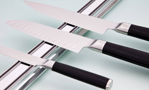 Tips For Maintaining Your Kitchen Knives