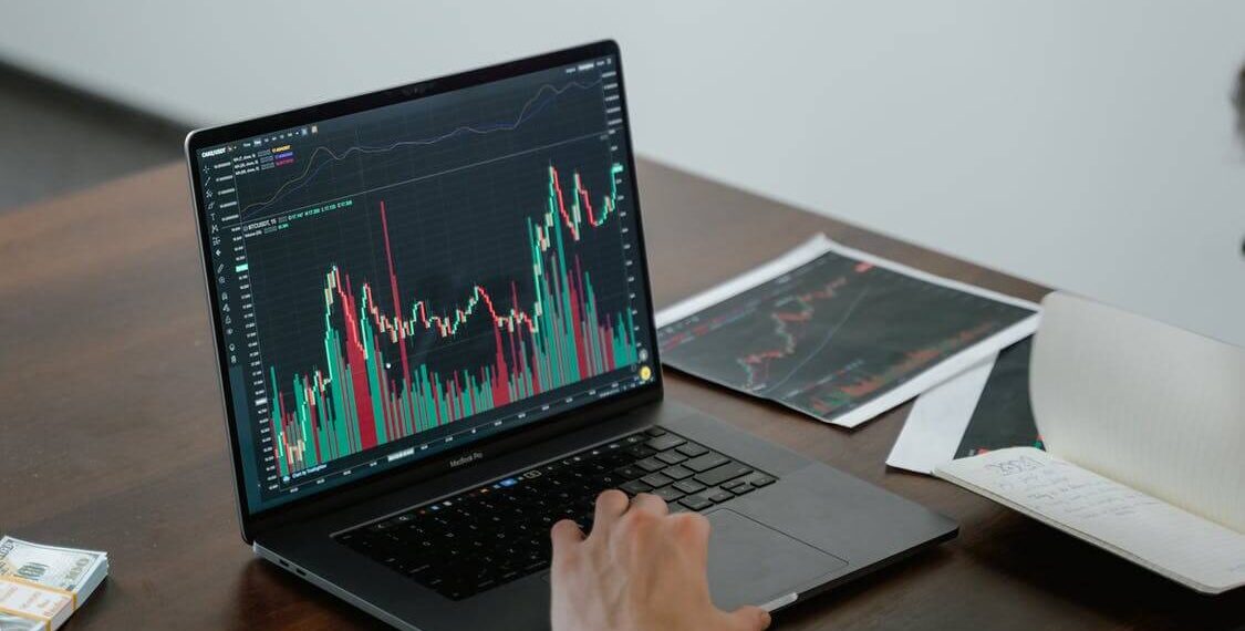 What Are Crypto Trading Signals