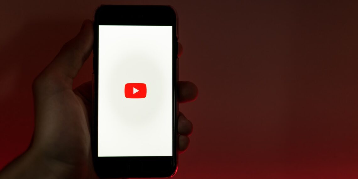 Earn Money From YouTube Vlogging