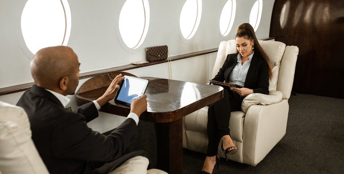 Benefits of Using Private Airplanes for Business Trips