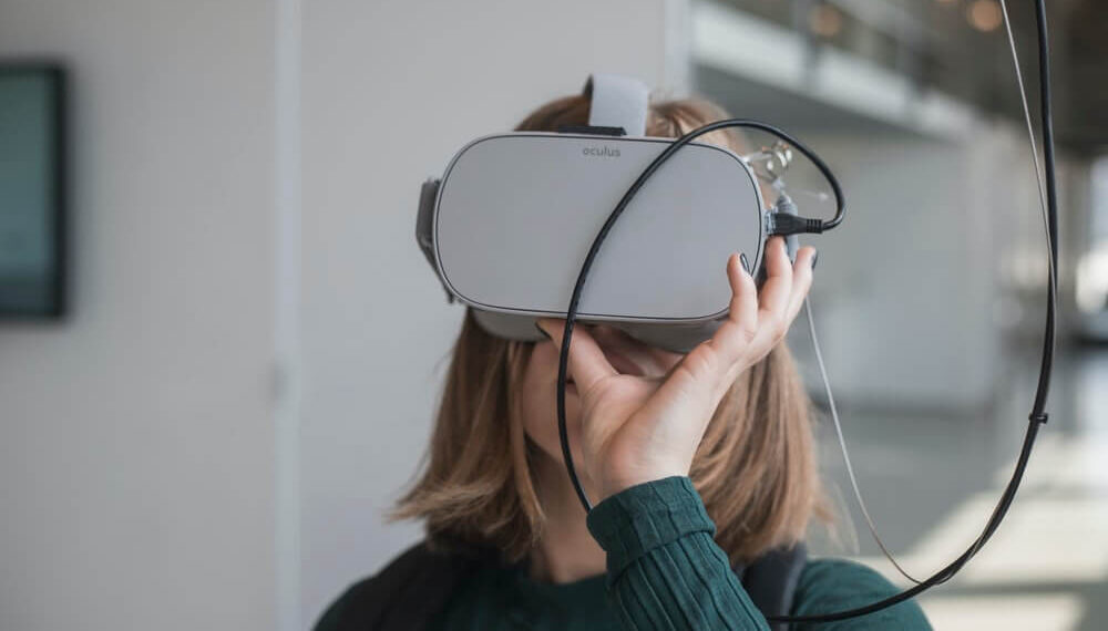 Different Ways to Implement Virtual Reality in Your Business
