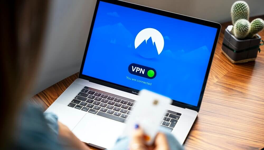 Free Online VPN VS. Free VPN Download
