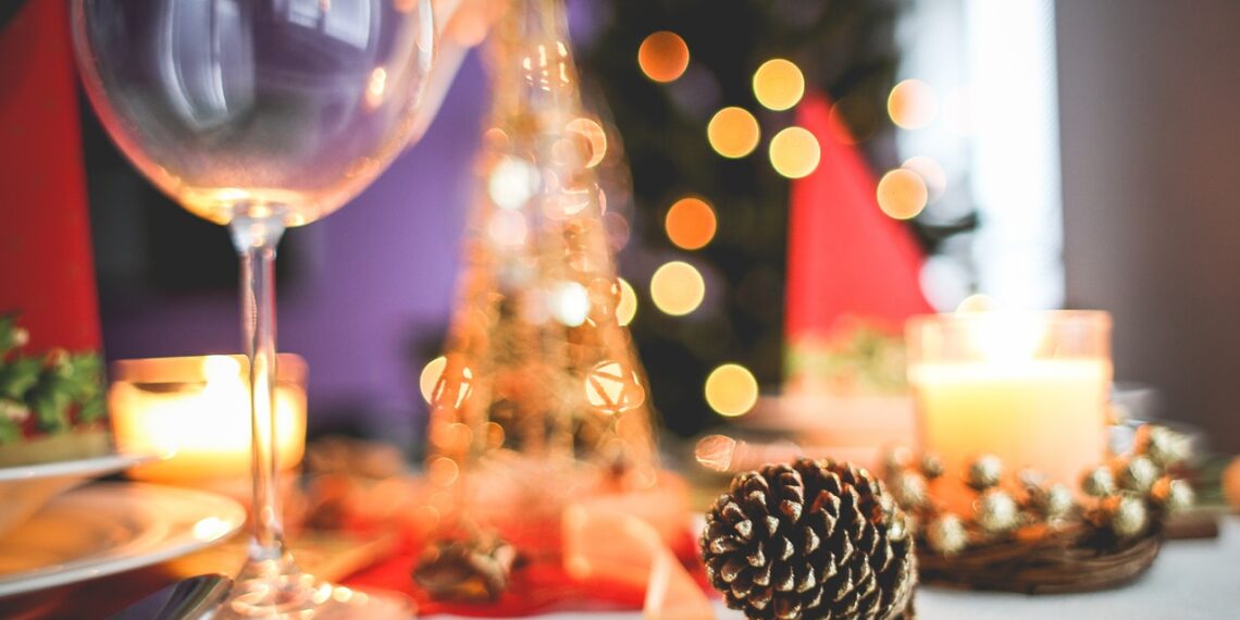 The Dos and Don'ts of Dressing for a Company Christmas Party