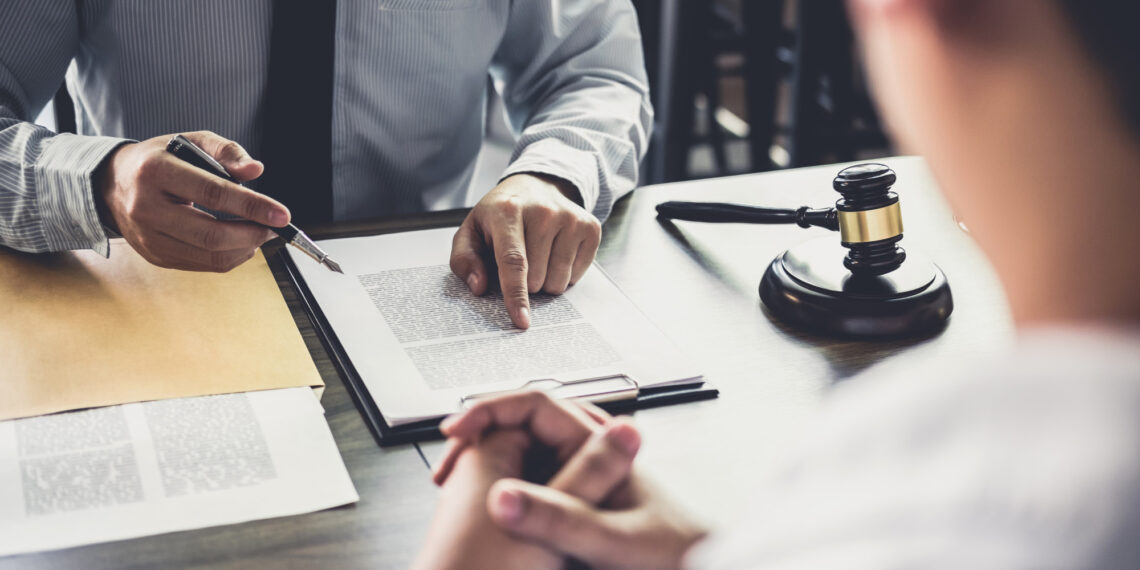 5 Reasons You Need a Corporate Law Attorney