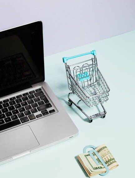 5 Tips on How to Sell Things Online