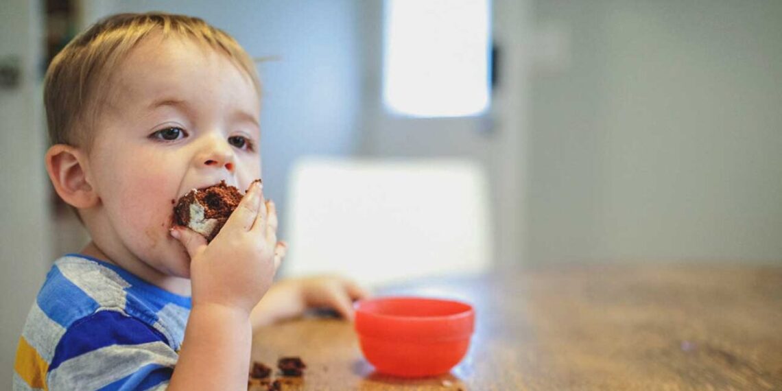 Toddlers may be getting hooked on sugar in snacks