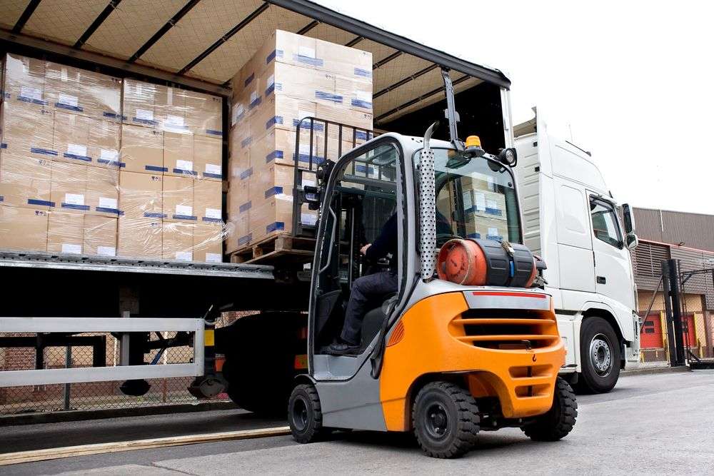 Tips To Lower Forklift Fleet Costs