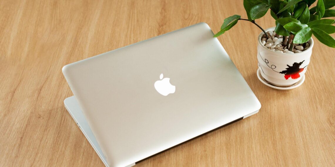 MacBook SOS: Navigating the World of Repairs