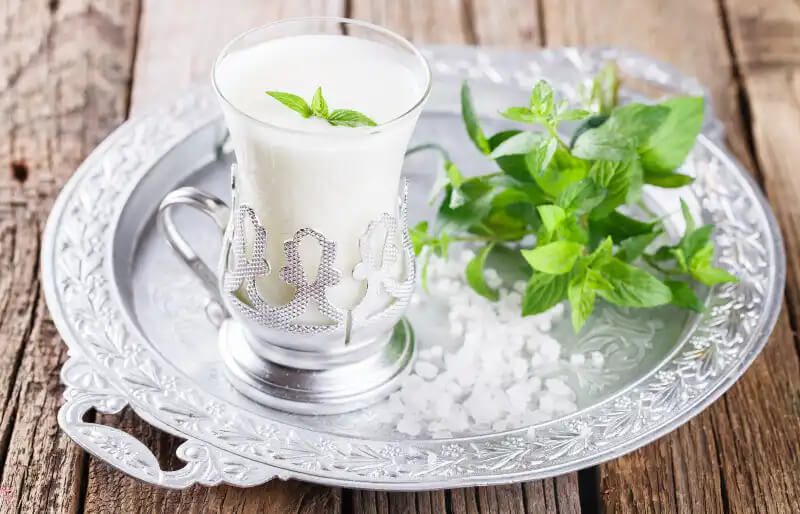 Wellhealthorganic.com:do-you-know-12-benefits-of-drinking-buttermilk-daily