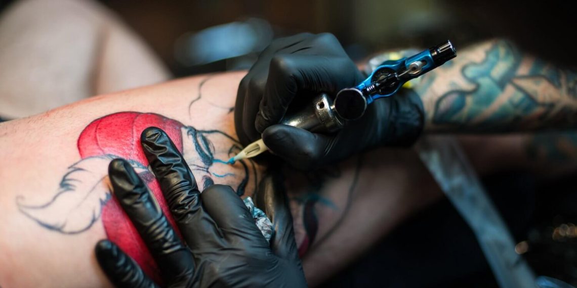 How to Choose the Right Beginner Tattoo Kit: A Quick Guide for Aspiring Artists