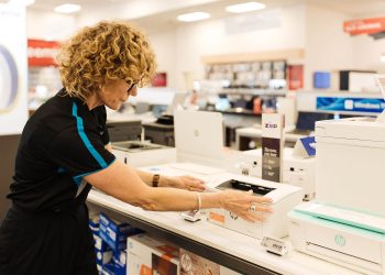Why the Best Market Displays Make Browsing Feel Almost Automatic