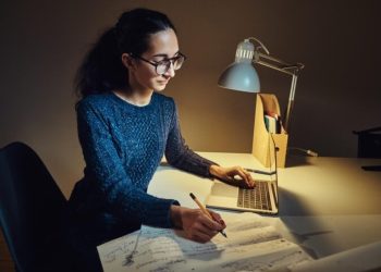AI Writing Assistant and Grammarly Alternative: Understanding Modern Writing Support Tools
