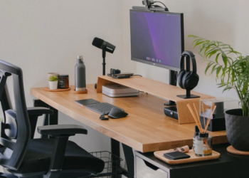 How to Set Up an Ergonomic Home Office in Pakistan