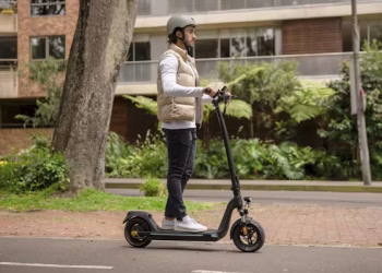 How to Choose a High-Performance Electric Scooter as an Adult
