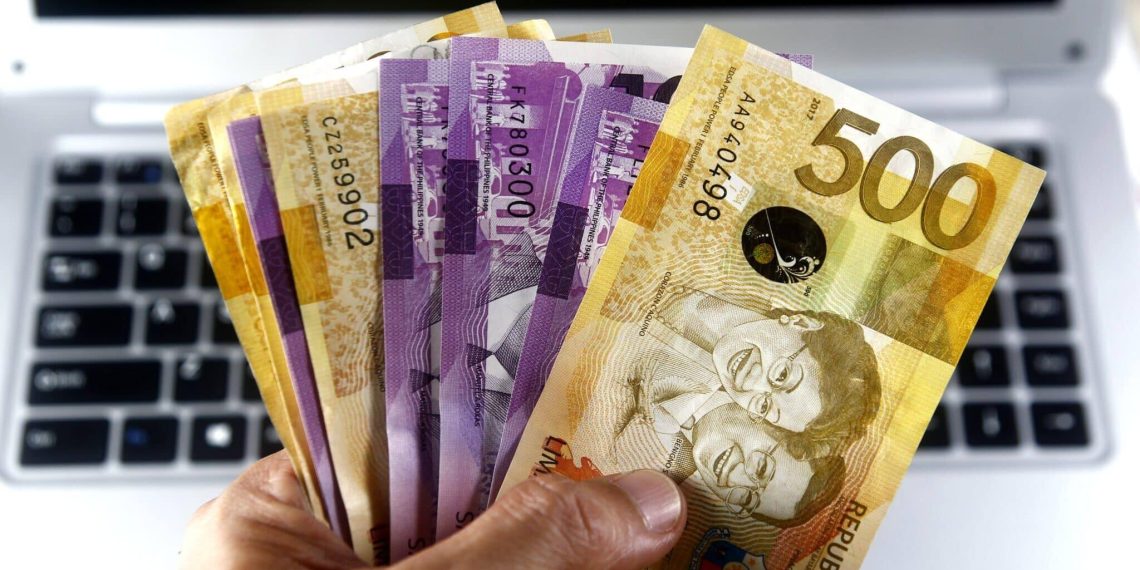 7 Things to Know Before You Send Money From the US to the Philippines