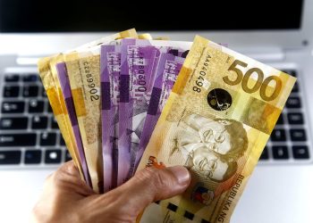 7 Things to Know Before You Send Money From the US to the Philippines