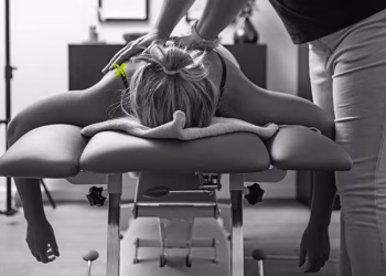 How Long Does It Take to Recover From Shoulder Pain With Chiropractic Care?